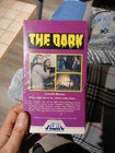 The Dark Vhs Media Video 70 s Cult Sci-fi Horror William Devane Cathy Lee Crosby