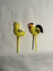Vintage Lot Of 2 Plastic Easter Rooster And Chick Cupcake Picks toppers