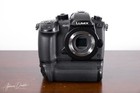 Panasonic Lumix Gh5 20 3 Mp Mirrorless Digital Camera  dc-gh5    Vertical Grip