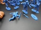 Lot Of 26 Marx Fort Apache Indians Pioneers Frontiersmen Figures And Totem