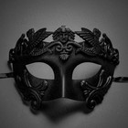 Plain Black Venetian Roman Masquerade Face Mask For Men     Classic Half Face Cost