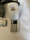 Motorola Timeport Vintage Flip Cell Phone Cellular Telephone battery