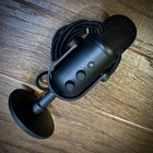 Razer Seiren V2 Pro Professional-grade Usb Microphone Black