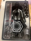 Hot Toys Star Wars Kylo Ren 1 6 Scale Collectible Figure Mms320