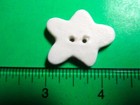  1  Gingerbread Man Cookie Ceramic 2-hole Novelty Craft Christmas Button  w2 