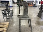 Dake 1-1 2 B 3 Ton Arbor Press On Heavy Duty Steel Table