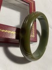 Tested Vintage Bakelite Carved Olive Green Bangle Wide Thumbprint Art Deco Style