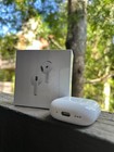 Airpod 4 With Usb-c Charging Case 4th Generation White  anc  Sealed