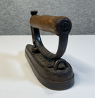 Sad Iron Sensible No  1 Sad Iron Sleeve And Collar With Removable Handle  antique