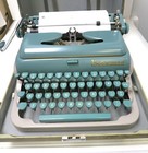 Underwood Quiet Tab Deluxe Green Typewriter Portable W original Case 50 s Tested