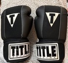 Title Boxing Gel Enforced Black Bag Gloves   Handwraps Medium