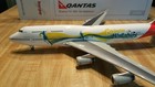 Herpa Qantas Airways B 747-438 1 200 554664 Go Wallabies Colors Vh-ojo 
