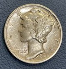 1940 S 10c Mercury Dime - 90  Silver - Nice Details