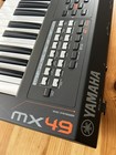 Yamaha Mx49 49-key Music Production Synthesizer Keyboard - Black