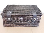 Mercedes-benz Classic  Picnic Basket Hamper Plates Cups Silverware Napkins