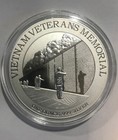 2015 Niue 1 Oz  999 Silver  2 Vietnam  Veterans Memorial gift Box coa