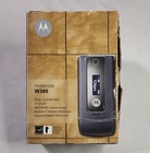 Vtg 2007 Motorola W385 Flip Phone Original Box Battery Charger Headphones Tested
