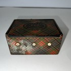 Antique Tartan  Albert  Clark s O n t  Sweing Thread Spool Storage Box W lid