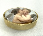 Vintage Kissing Cherubs Oval Enamel Gold Hinge Pill Box 2  Read