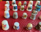 28 Vintage Us States   Souvenir Collectible Thimbles Mixed Lot Pewter   Ceramic