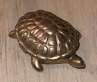 Vintage Avon Candid Gold-tone Turtle Solid Perfume Compact Case Box Collectable