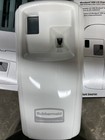 Rubbermaid Microburst 3000 Lcd Odor Control Fragrance Dispenser Lot Of 2