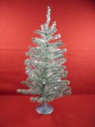 Vtg Tabletop Mantle Silver Christmas Tree Aluminum  Feather Retro Midcentury Mod