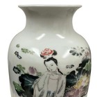 Early 20th-century Chinese Famille Rose Porcelain Vase