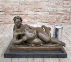 Modern Art Bronze Sculpture - Xxl Sleeping Woman - Signed Fernando Botero Statue