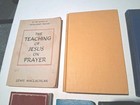  Lot Of 11  Vintage Pocket Bibles  Daily Bread   Other Christian Books  See Desc