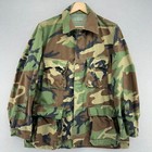 Vtg Military Woodland Camo Field Jacket   Patches Army Coat Camouflage Sz L Usa