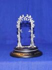 The Noble Collection Evenstar Pendant Display Lord Of The Rings Arwen Aragorn