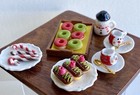 24 Pcs 1 12 Dollhouse Miniature Snowman Candy Cane Ceramics Donuts Christmas