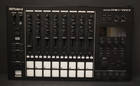  ri1  Roland Mc-707 Groovebox Sampler Sequencer 8 Tracks