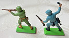 Vintage Britains Deetail Wwii American   German Army Soldiers Figures - Lot Of 2