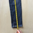 Levi s 711 Skinny Jeans Womens 28 Medium Wash Blue Mid Rise Stretch Denim