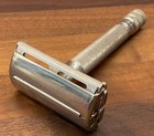 Vintage Gillette 1950 s Super Speed One-piece Razor W case   Super Blue Blades