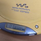Sony Walkman D-e220 Yellow Portable Compact Disc Player Esp Max  tested Working 