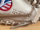 Valle Eagles Series Softball Baseball Catcher s Junior Training Mitt 28    Rht