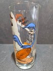 Vintage 1973 Pepsi Collector Series Wile E Coyote   Road Runner Glass