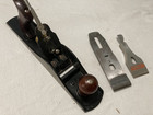 Vtg Stanley No  5 Smooth Bench Plane W  Hardwood Handles   Blade