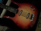 Dynelectron Longhorn 1960 s Meazzi Fretless Bass  danelectro Copy  W  Case