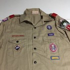 Boy Scouts Of America Bsa Men   s Large Beige Short Sleeve Button Shirt Patches