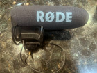Mint-rode Video Mic Pro On-camera Microphone W  Free Windmuff-priced To Sell