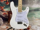 White 6-string St Electric Guitar With Maple Fingerboard Shipped From The Us