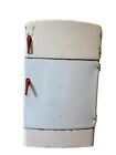 Vintage Wolverine Toy Co  Lithograph Metal Toy Tin Refrigerator   Cabinet
