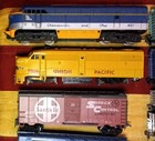      Vintage Mixed Lot Lionel Tyco Model Train Collection For Parts Or Repair