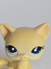 Littlest Pet Shop Lps  1005 Yellow Sitting Shorthair Cat Blue Eyes Hasbro
