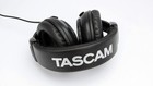 Th-02 Professional Studio Monitor Headphones  Wired  Over Ear     For Recording  P