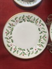 Lenox Dimension Collection Holiday 5 Piece Place Setting Holly Berry 